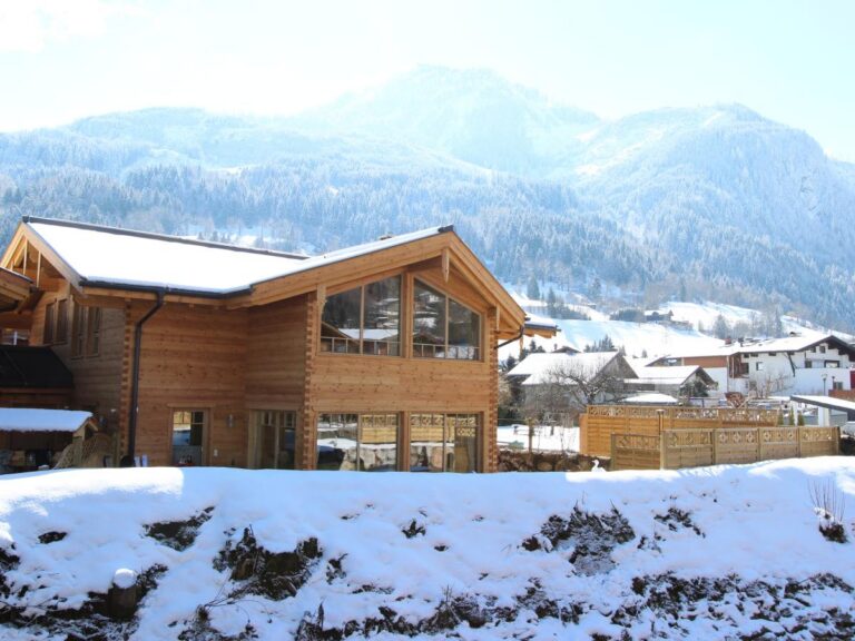 Vakantiehuis in Kaprun met uitzicht op de Oostenrijkse Alpen